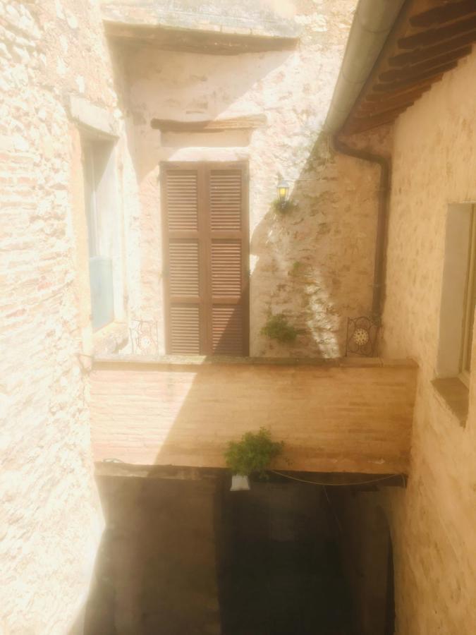 Camere Della Vecchia Posta Trevi Ngoại thất bức ảnh